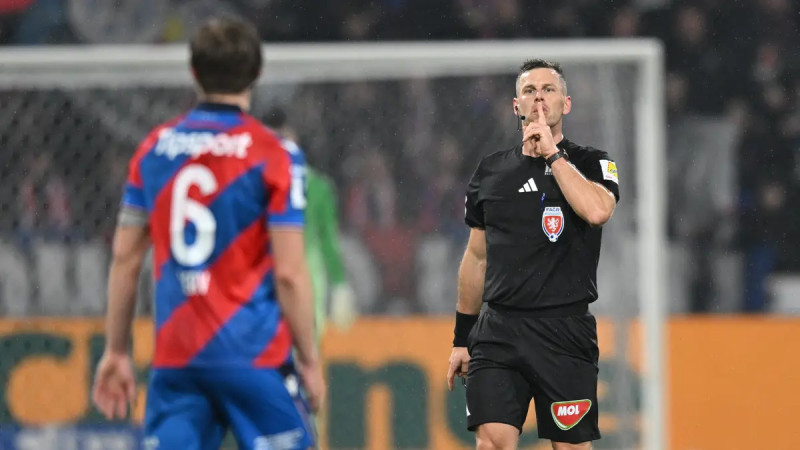 VELKÉ ZMĚNY PŘEHLEDNĚ: Mají zlepšit fotbal, který zaspal. Znalci reagují, odhalují i zádrhely