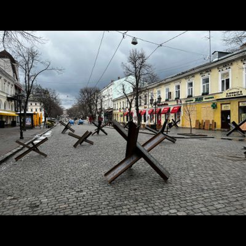 Cítíme se provinile, že jsme v bezpečí a nebráníme svou zemi，所有者：Týdeník Respekt