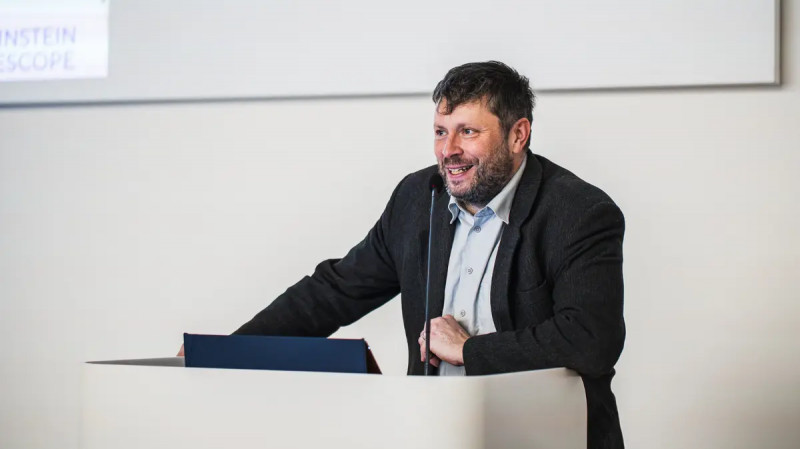 Einsteinův teleskop uvidí na kraj vesmíru, o umístění se rozhodne příští rok. Může být i u našich hranic