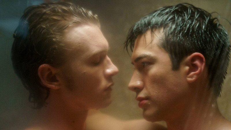 Seriálová dávka: Spalující rivalita je nejvíc hot série současnosti. Používá totiž sex místo slov