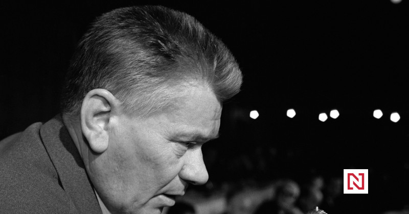 Smrkovský mluví, sály praskají ve švech... Jak se lidé chtěli ptát komunistů a ti se toho záhy lekli